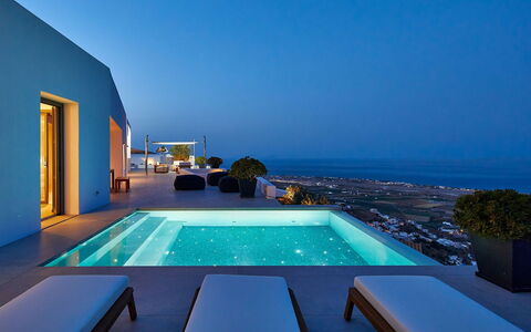 Villa Kenan: Bleu, Piscine, Recours, Eco Hôtel, Villa, Hôtel, Chaise, Ombre, Appartement Penthouse, Mobilier De Jardin