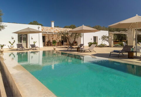 Villa Olivella: Biens, Villa, Aménagement Paysager, Piscine, Hacienda, Recours