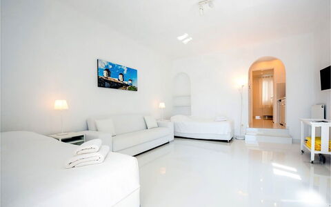 Apartment Rose 2: Hôtel, Recours, Salon, Canapé, Mobilier De Jardin, Canapé-Lit