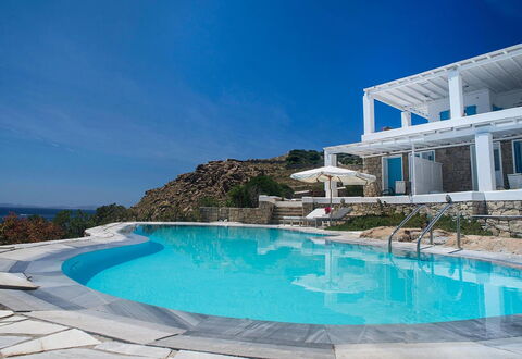 Apartment Rose 2: Bleu, Piscine, Cotiers Et Relief Océaniques, Mer, Recours, Côte, Biens, Villa, Tropiques, Manoir