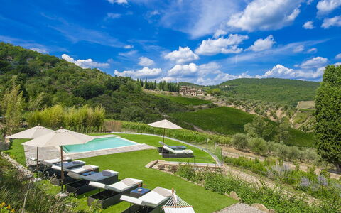 Villa Marinella: Montagnes Relief, Colline, Arbuste, Montagnes, Paysage, Lot Terre, Prairie, Station De Montagne, Couverture De Sol, Chaîne De Montagnes
