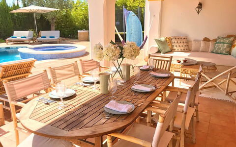 Dream House: Meubles, Mobilier De Jardin, Table, Chaise, Bois, Tableau De Plein Air, Table Cuisine Et Salle A Manger, Sol, Restaurant, Salle À Manger