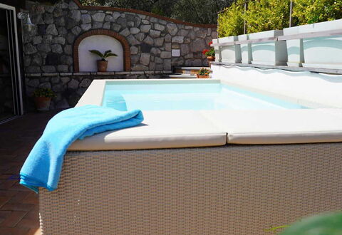 Villa Pietraluna: Piscine, Loisir, Mobilier De Jardin, Pot De Fleur, Ombre, Jardin, Plante D'Appartement, Recours, Arrière-Cour, Eco Hôtel