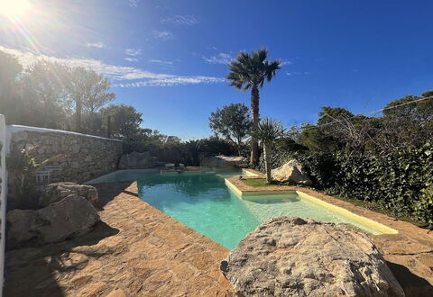 Sa Galera Villa: Bleu, Piscine, Roche, Recours, Caractéristique De L'Eau, Eco Hôtel, Aménagement Paysager, Tropiques