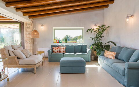 Villa del Sole: Meubles, Design Intérieur, Canapé, Sol, Table, Bois, Sol, Salon, Chaise, Pièce