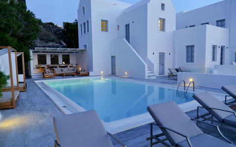 Presidential Villa: Piscine, Recours, Balancelle, Biens, Ville Resort, Mobilier De Jardin, Eco Hôtel, Hôtel, Villa, Thermes