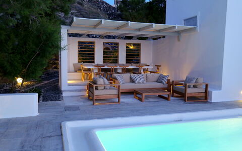 Presidential Villa: Meubles, Mobilier De Jardin, Bois, Piscine, Chaise, Recours, Ombre, Tableau De Plein Air, Eco Hôtel, Loisir
