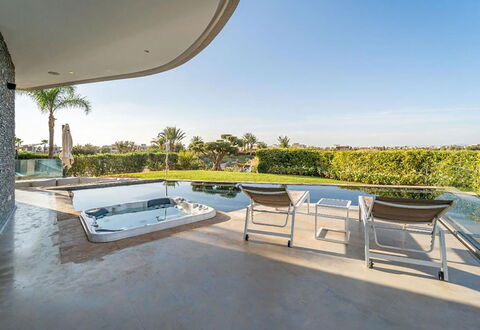 Villa Inaya: Piscine, Recours, Jardin, Aménagement Paysager, Mobilier De Jardin, Chaise, Ombre, Caractéristique De L'Eau, Eco Hôtel