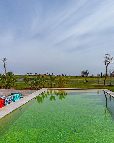 Villa Zaynab: Piscine, Composite, Réflexion, Recours, Caractéristique De L'Eau, Miroir D'Eau, Conception, Eco Hôtel, Hacienda, Thermes