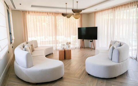 Villa Habiba: Meubles, Design Intérieur, Canapé, Sol, Sol, Salon, Bois, Domicile, Appartement, Éclairage