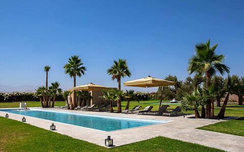 Villa Malika: Recours, Piscine, Ombre, Eco Hôtel, Aménagement Paysager, Pelouse, Mobilier De Jardin, Villa