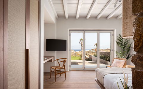 Villa Aspasia: Design Intérieur, Meubles, Domicile, Appartement, Sol, Chambre, Lit, Conception, Tache De Bois, Literie