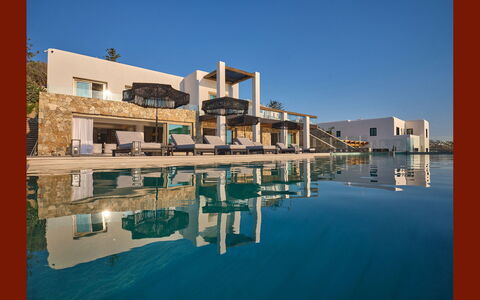 Villa Elettra: Piscine, Recours, Composite, Villa, Biens, Hôtel, Eco Hôtel, Manoir, Mobilier De Jardin, Ville Resort