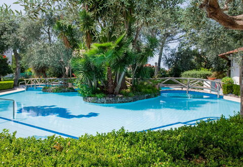 Apartment Snicher: Piscine, Recours, Jardin, Eco Hôtel, Hacienda, Ombre, Aménagement Paysager, Hôtel, Mobilier De Jardin, Miroir D'Eau