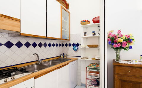 Casa Dorothea 1: Cuisine, Sol, Design Intérieur, Comptoir, Principaux Appliance, Appareil De Cuisine, Cabinetry, Sol, Pièce, Domicile