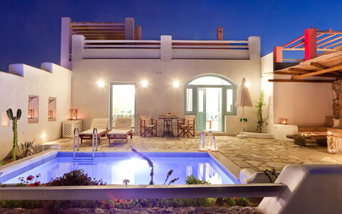 Guest House Zephyros: Recours, Piscine, Biens, Conception, Hôtel, Villa, Eco Hôtel, Pot De Fleur, Plante D'Appartement, Cour