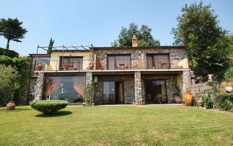 The Sea Farmhouse: Domicile, Biens, Chalet, Hacienda, Jardin, Ferme, Arrière-Cour, Cour, Ombre, Villa