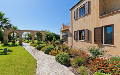 Villa Athena: Arbuste, Jardin, Architecture, Domicile, Biens, Aménagement Paysager, Hacienda, Cour, Villa