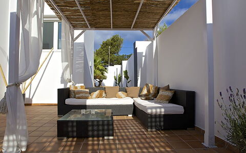 Villa Bridget: Meubles, Mobilier De Jardin, Sol, Sol, Ombre, Chaise, Balcon, Patio, Porche, Structure En Plein Air