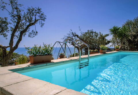 Villa Sea Breeze: Bleu, Piscine, Recours, Pot De Fleur, Eco Hôtel, Plante D'Appartement, Ombre, Hacienda, Villa, Hôtel