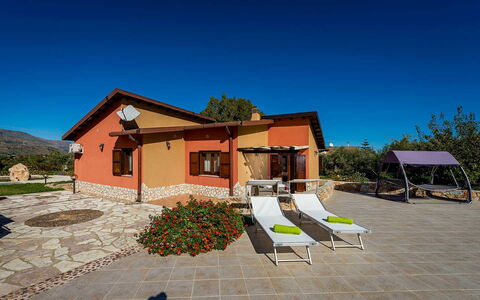 Villa Thyrrenia: Chalet, Recours, Ombre, Biens, Eco Hôtel, Ferme, Hacienda, Villa, Dalle, Piscine