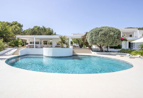 Can Las Palmas: Piscine, Recours, Biens, Jardin, Aménagement Paysager, Ombre, Villa, Manoir, Eco Hôtel, Caractéristique De L'Eau