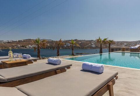 Carmen 1: Bleu, Piscine, Recours, Eco Hôtel, Ville Resort, Côte, Villa, Mobilier De Jardin, Balancelle, Biens