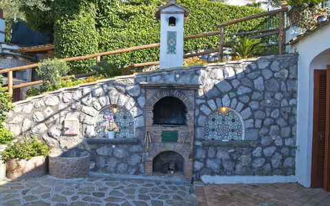 Casa 2 Ulivi: Mur De Pierre, Jardin, Pot De Fleur, Aménagement Paysager, Pavé, Dalle, Escaliers, Plante D'Appartement, Hacienda, Caractéristique De L'Eau