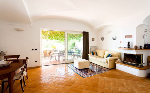 Casa Dorothea 2: Sol, Design Intérieur, Sol, Meubles, Plafond, Éclairage, Pièce, Domicile, Chaise, Salon