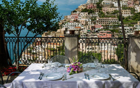 Casa la Sponda: Nappe De Table, Table, Meubles, Chaise, Restaurant, Plante D'Appartement, Balcon, Bar, Aliments