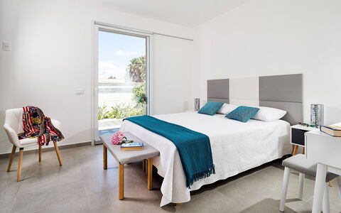 Casa Sunshine: Meubles, Design Intérieur, Bois, Sol, Sol, Domicile, Lit, Pièce, Chambre, Linge