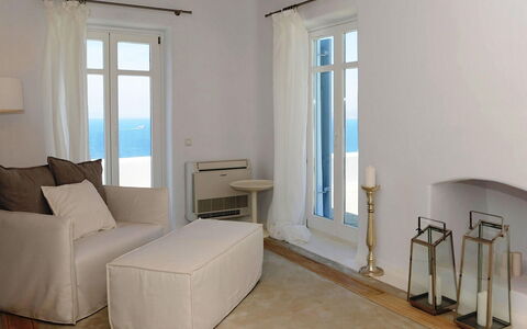 Krystalo: Meubles, Design Intérieur, Sol, Appartement, Sol, Table, Mer, Pièce, Chaise, Salon