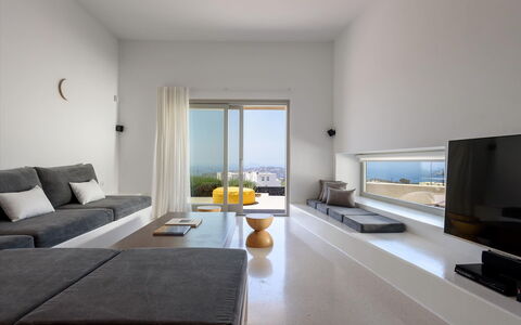 Thera Prince: Design Intérieur, Sol, Meubles, Canapé, Plafond, Salon, Sol, Appartement, Pièce