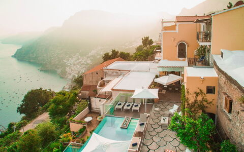 Villa Amanda: Recours, Piscine, Eco Hôtel, Balcon, Villa, Ville Resort, Hôtel, Biens, Côte, Vue Du Ciel