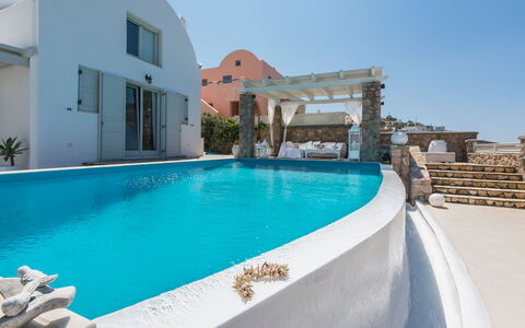 Villa Crystal: Bleu, Piscine, Loisir, Mobilier De Jardin, Vacances, Recours, Villa, Chaise, Parapluie, Ville Resort