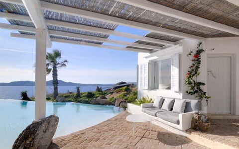 Villa Delos: Domicile, Recours, Piscine, Villa, Eco Hôtel, Ombre, Biens, Chaise, Plafond, Mobilier De Jardin