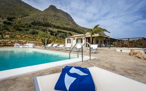 Villa Gea: Loisir, Piscine, Recours, Vacances, Eco Hôtel, Biens, Ville Resort, Villa