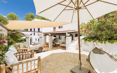 Villa Gold: Domicile, Zone Résidentielle, Recours, Biens, Balcon, Mobilier De Jardin, Porche, Hacienda, Villa, Eco Hôtel