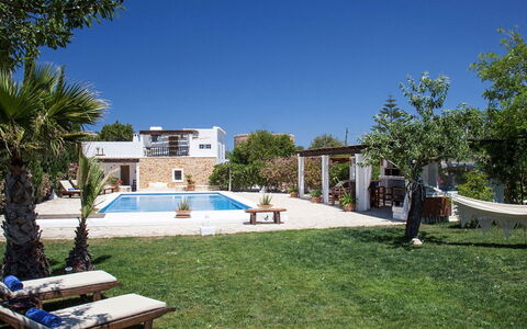 Villa Jardin: Piscine, Recours, Mobilier De Jardin, Biens, Hacienda, Parapluie, Chaise, Villa, Ombre, Eco Hôtel