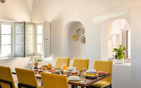 Villa Jasmine: Meubles, Design Intérieur, Table, Chaise, Salle À Manger, Table Cuisine Et Salle A Manger, Plafond, Domicile, Éclairage, Vaisselle