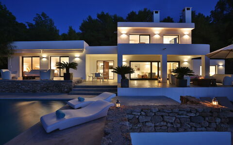 Villa Joya: Domicile, Recours, Biens, Villa, Manoir, Éclairage Paysager, Eco Hôtel, Piscine, Hôtel