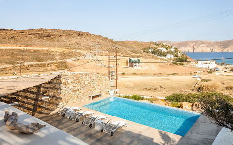 Villa Paradeisos