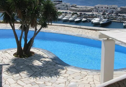 Villa Rose 1: Bleu, Piscine, Mobilier De Jardin, Recours, Composite, Ombre, Parapluie, Balancelle, Dalle, Chaise