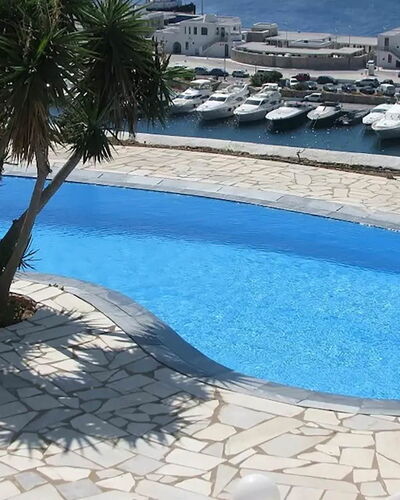 Villa Rose 1
