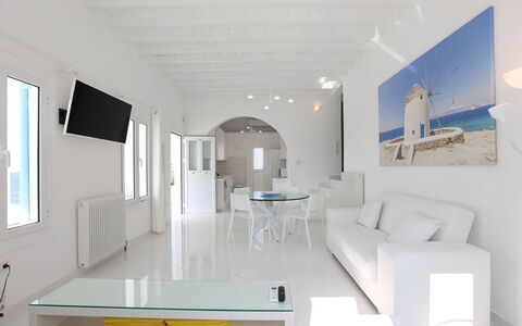 Villa Rose 2: Meubles, Sol, Sol, Domicile, Appartement, Chaise, Salon, Canapé, Hôtel