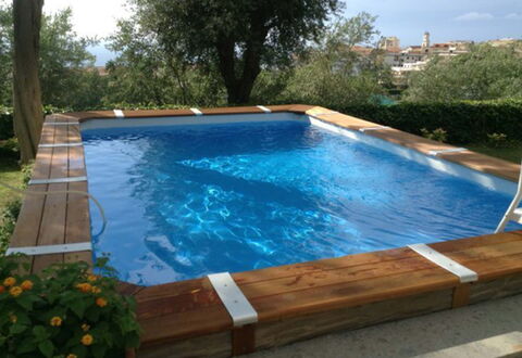 Villa Torre del Sole: Piscine, Composite, Loisir, Tache De Bois, Arrière-Cour, Dur, Caractéristique De L'Eau