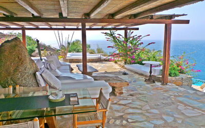 Villa Zenas with Direct Access to the Sea