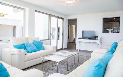 Villa Rigel: Meubles, Design Intérieur, Canapé, Sol, Sol, Plafond, Appartement, Salon, Pièce, Domicile