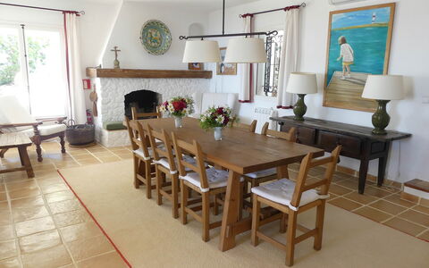 Villa Roxy: Meubles, Sol, Table, Chaise, Bois, Design Intérieur, Sol, Table Cuisine Et Salle A Manger, Salle À Manger, Éclairage