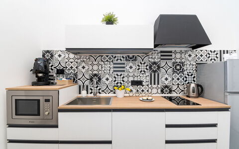 Apartment Vittoria: Cuisine, Comptoir, Design Intérieur, Appareil De Cuisine, Sol, Cabinetry, Meubles, Sol, Pièce, Cuisinière
